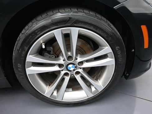Used 2018 BMW 330i Sedan RWD image 9