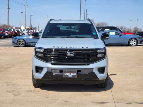 New 2026 Ford Expedition Platinum w/ Stealth Appearance Package image 2