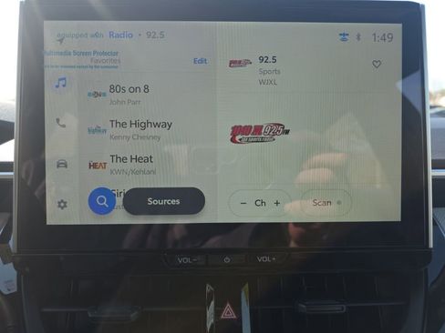 Used 2026 Toyota Corolla SE w/ SE Premium Package image 28