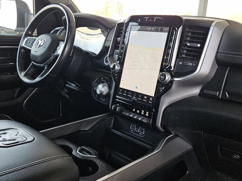 Used 2023 RAM 1500 Laramie image 32