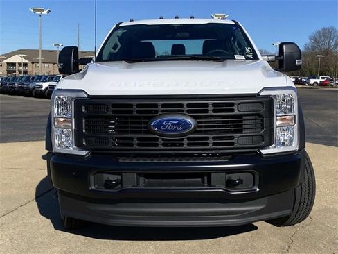 New 2025 Ford F550 4x4 Crew Cab Super Duty image 9