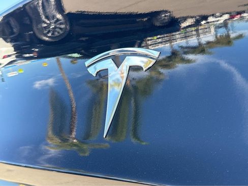 Used 2023 Tesla Model 3 Standard Range image 34