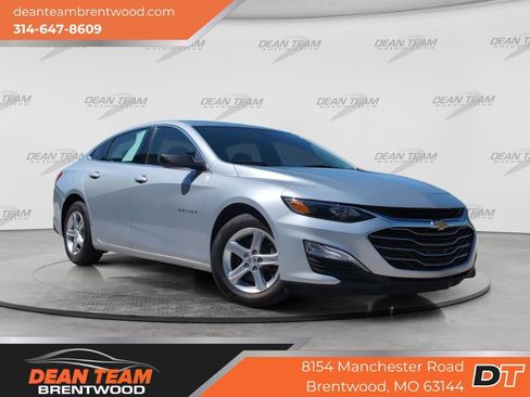 Used 2021 Chevrolet Malibu LS FWD image 1