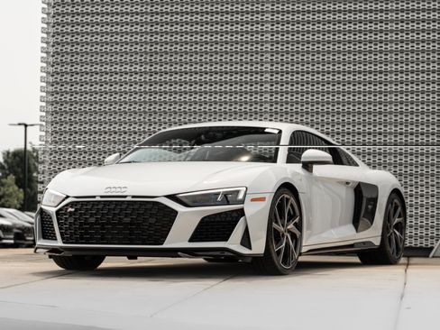 Certified 2023 Audi R8 V10 performance w/ Premium Package RWD image 7