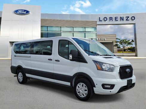 Used 2025 Ford Transit 350 XLT RWD image 3