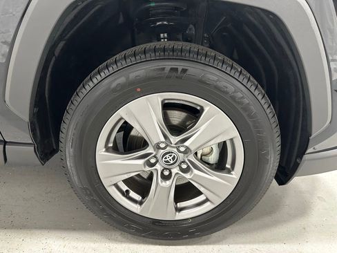 Used 2025 Toyota RAV4 LE image 61