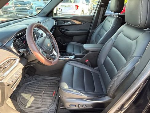 Used 2021 Chevrolet TrailBlazer ACTIV w/ Driver Confidence Package FWD image 11
