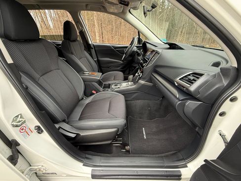 Used 2019 Subaru Forester Premium image 31