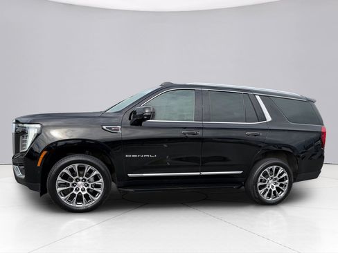 Used 2025 GMC Yukon Denali AWD/4WD image 12