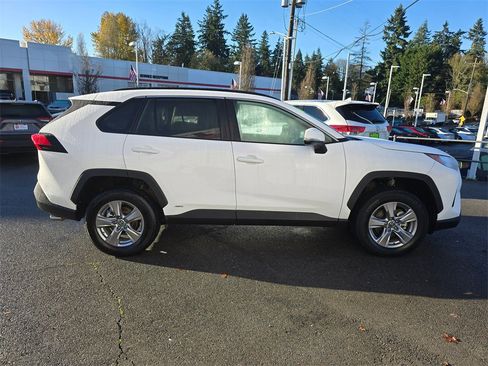Certified 2025 Toyota RAV4 XLE image 8