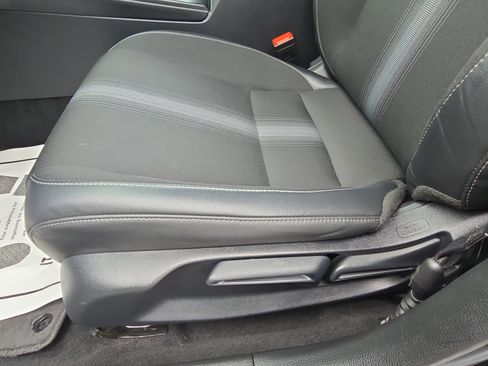 Used 2024 Honda Civic Sport image 28