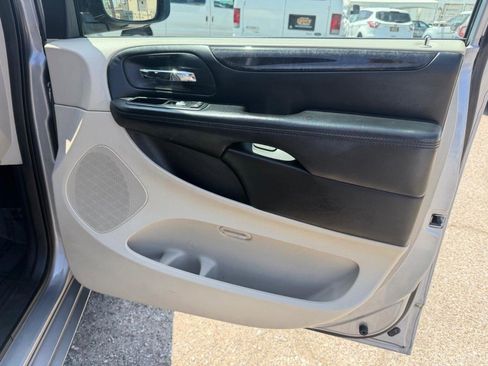 Used 2014 Dodge Grand Caravan SE w/ Quick Order Package 29E SE FWD image 19
