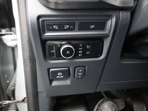 Used 2023 Ford F150 Lariat w/ Max Trailer Tow Package image 23