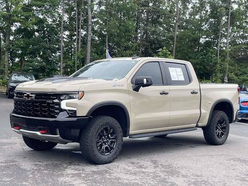 Used 2022 Chevrolet Silverado 1500 ZR2 w/ Technology Package AWD/4WD image 30