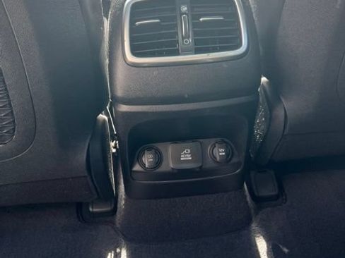 Used 2019 Kia Sorento EX w/ EX Touring Package AWD/4WD image 17