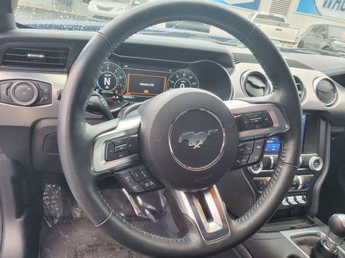 Used 2022 Ford Mustang GT Premium w/ Equipment Group 401A image 8