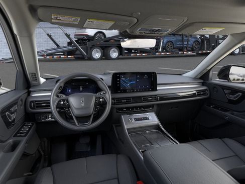 New 2026 Lincoln Aviator AWD image 9