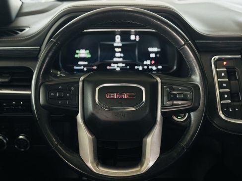 Used 2023 GMC Yukon XL SLT AWD/4WD image 50