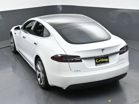 Used 2020 Tesla Model S Long Range Plus image 42