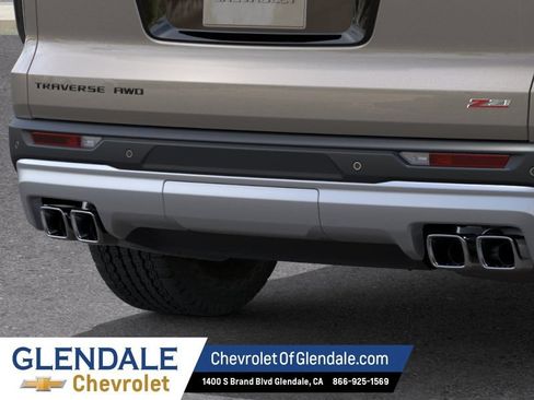New 2026 Chevrolet Traverse Z71 w/ Enhanced Driving Package AWD/4WD image 14