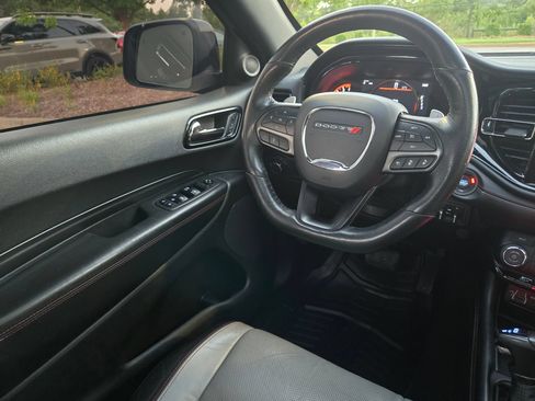 Used 2024 Dodge Durango GT AWD/4WD image 9