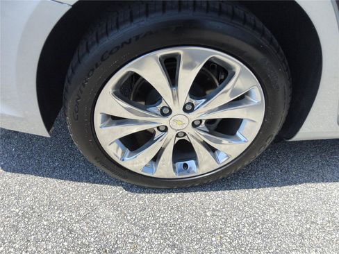 Used 2017 Chevrolet Malibu Premier w/ Driver Confidence Package FWD image 20