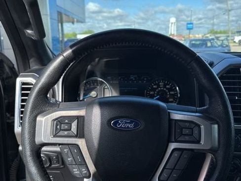 Used 2016 Ford F150 Platinum w/ Equipment Group 701A Luxury image 16
