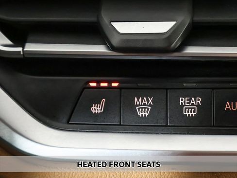 Used 2021 BMW 330i xDrive Sedan w/ Premium Package image 7