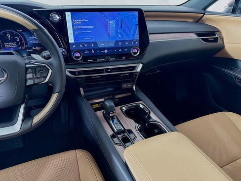 Certified 2025 Lexus RX 350 Premium image 24
