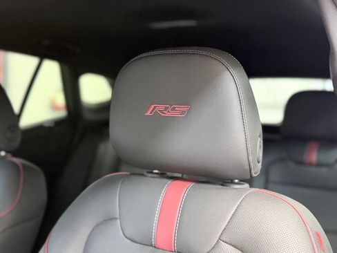 Used 2025 Chevrolet Trax RS w/ Driver Confidence Package FWD image 16