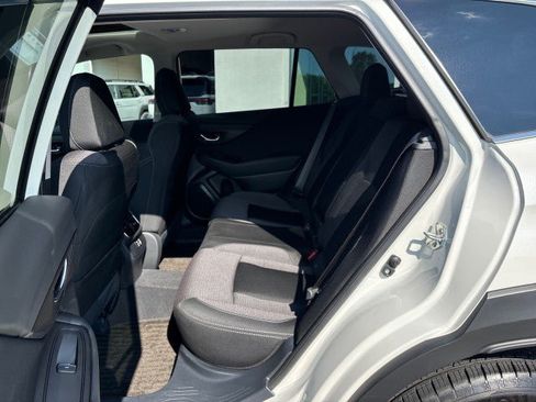 Certified 2025 Subaru Outback Premium AWD/4WD image 31