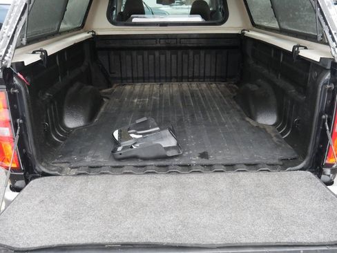 Used 2022 Chevrolet Colorado LT image 26