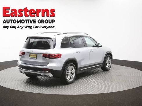 Used 2022 Mercedes-Benz GLB 250 4MATIC w/ Premium Package Lite image 40