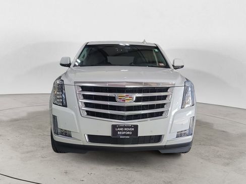 Used 2017 Cadillac Escalade Premium Luxury image 8