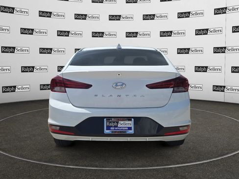 Used 2020 Hyundai Elantra SEL w/ Convenience Package (C2) FWD image 5