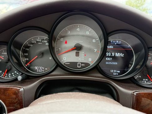 Used 2010 Porsche Panamera 4S AWD/4WD image 18