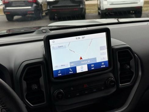 Used 2021 Ford Bronco Sport Outer Banks w/ Outer Banks Package (96D) image 2