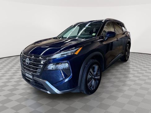 Used 2026 Nissan Rogue SL AWD/4WD image 3