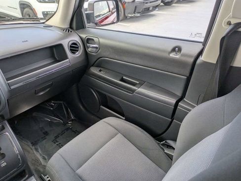 Used 2015 Jeep Patriot Sport w/ Power Value Group AWD/4WD image 16