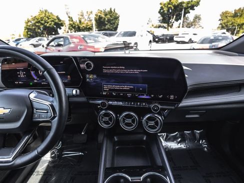 Used 2024 Chevrolet Blazer EV LT AWD/4WD image 24