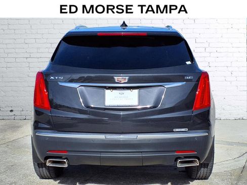 Used 2019 Cadillac XT5 FWD image 4