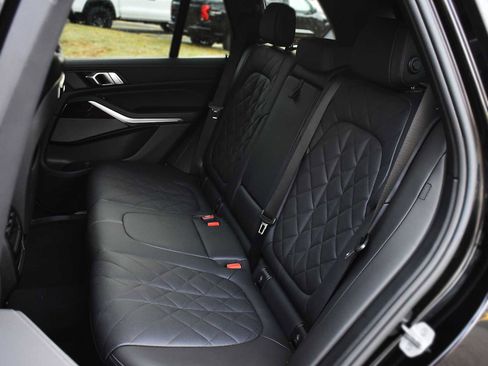 Used 2026 BMW X5 xDrive40i image 16