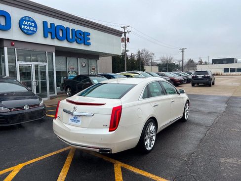 Used 2013 Cadillac XTS Platinum AWD/4WD image 10