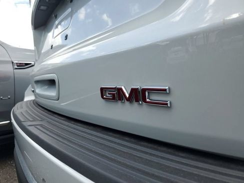 New 2026 GMC Yukon Denali RWD image 7