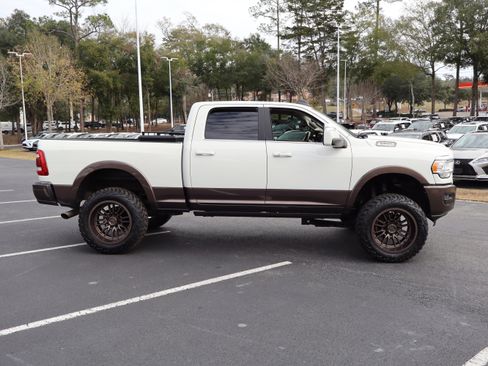 Used 2024 RAM 2500 Limited w/ Safety Group image 7