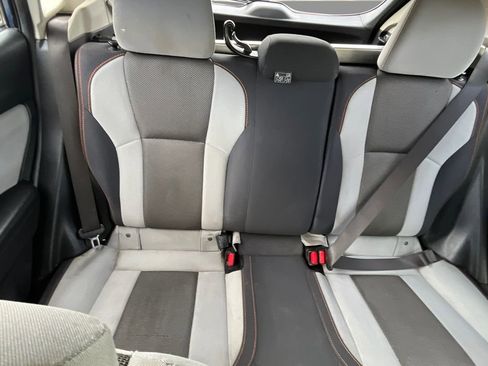 Used 2021 Subaru Crosstrek 2.0i Premium image 13