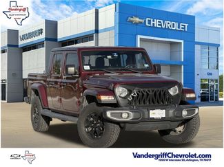Used 2021 Jeep Gladiator Sport video 1
