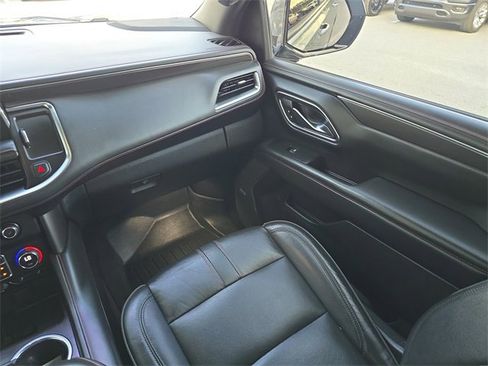 Used 2021 Chevrolet Tahoe RST w/ Luxury Package image 15