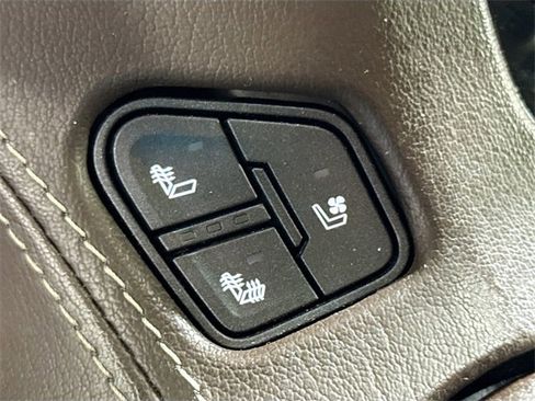 Used 2020 Chevrolet Tahoe Premier image 22