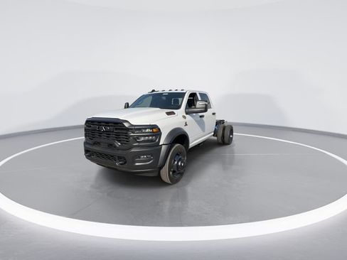 New 2026 RAM 5500 Tradesman AWD/4WD image 4